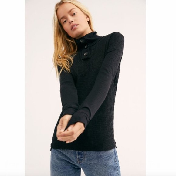 FREE PEOPLE We The Free Marigold Waffle Knit Thermal Turtle Top in Black XS - Picture 2 of 11